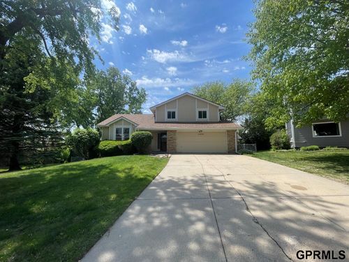 13402 S 27th Cir, Bellevue, NE, 68123-1988 | Card Image