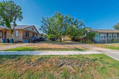 706 Delaware St, San Antonio, TX, 78210-1719 | Card Image