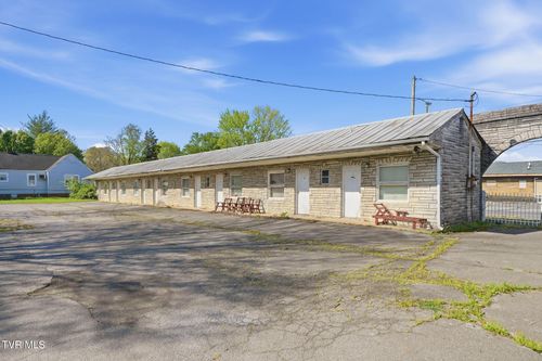 3209 Memorial Blvd, Kingsport, TN, 37664-3438 | Card Image