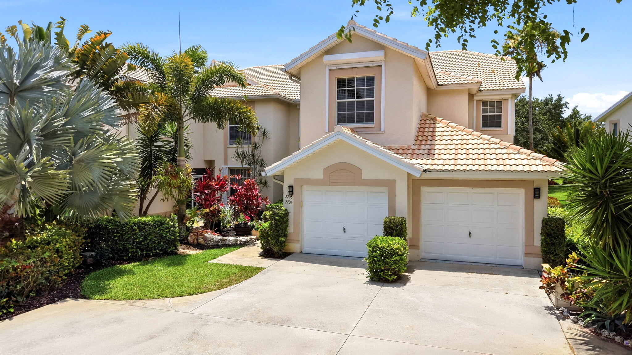 Residential in Naples 2