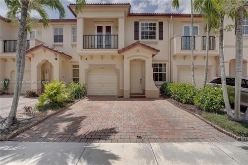 12820 Sw 132nd Ter, Miami, FL, 33186-6233 | Card Image