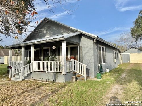 304 N Tyler Street, Beeville, TX, 78102 | Card Image