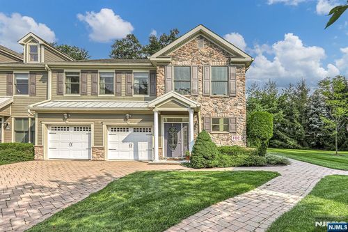 1202 Whitney Ln, Allendale, NJ, 07401-1768 | Card Image