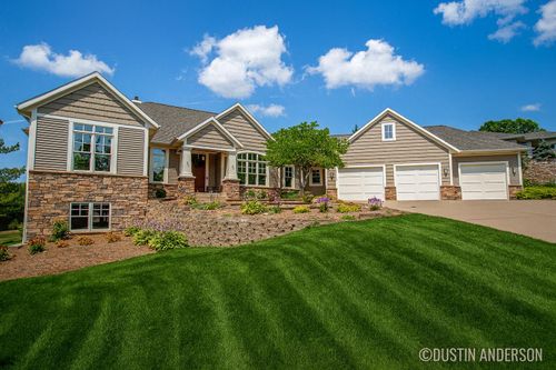 6135 Boulder View Dr, Belmont, MI, 49306 | Card Image