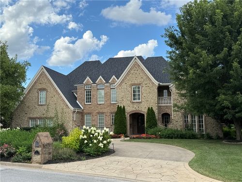 3 W Newhaven Ln, Rogers, AR, 72758-9540 | Card Image