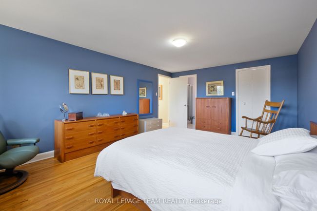 4 Valewood Cres, House other with 4 bedrooms, 4 bathrooms and 4 parking in Gloucester ON | Image 24