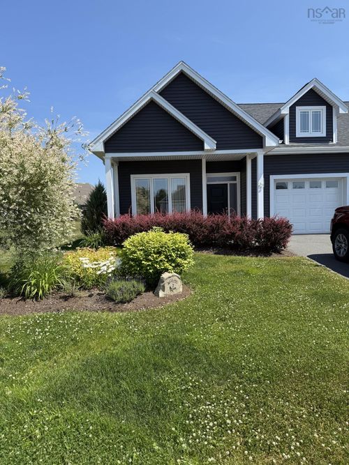 72 Mount Cameron Cir, Antigonish, NS, B2G2V1 | Card Image