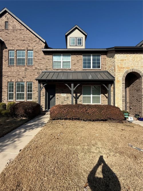 2625 Dodson St, Garland, TX, 75042-4024 | Card Image