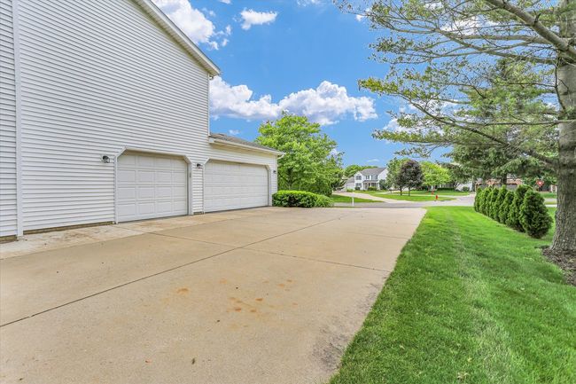 1930 Berkshire Gardens Cc Ln, House other with 4 bedrooms, 4 bathrooms and 3 parking in Normal IL | Image 50