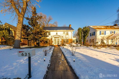 631 Union Ave, Elizabeth, NJ, 07208-2145 | Card Image