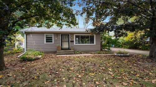 903 Merrill Ave, Loves Park, IL, 61111-4708 | Card Image