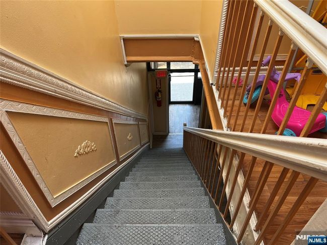 1 S State, Home with 1 bedrooms, 1 bathrooms and null parking in Hackensack NJ | Image 9