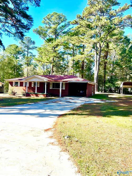 458 Justice St S, Crossville, AL, 35962-3428 | Card Image