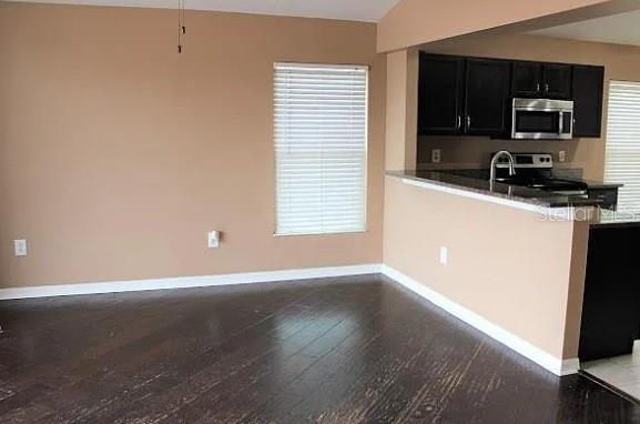 Residential Lease in WESLEY CHAPEL 5