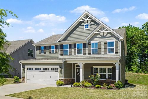 383-10190 Black Locust Ln, Charlotte, NC, 28215-1107 | Card Image