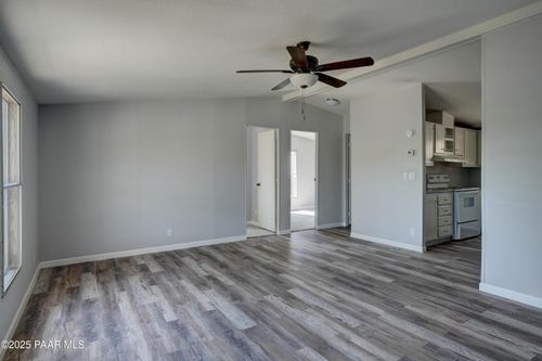 20829 E Prickly Pear Dr, Mayer, AZ, 86333-2224 | Card Image