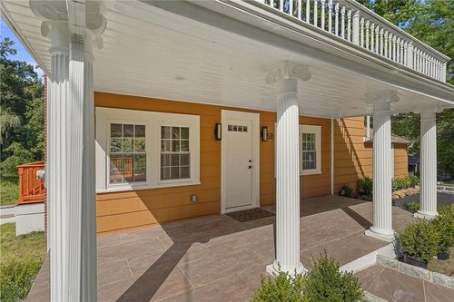 58 Whippoorwill Rd E, North Castle, NY, 10504-1421 | Card Image