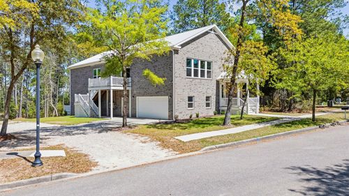 60 Madison Dr, Georgetown, SC, 29440-7369 | Card Image