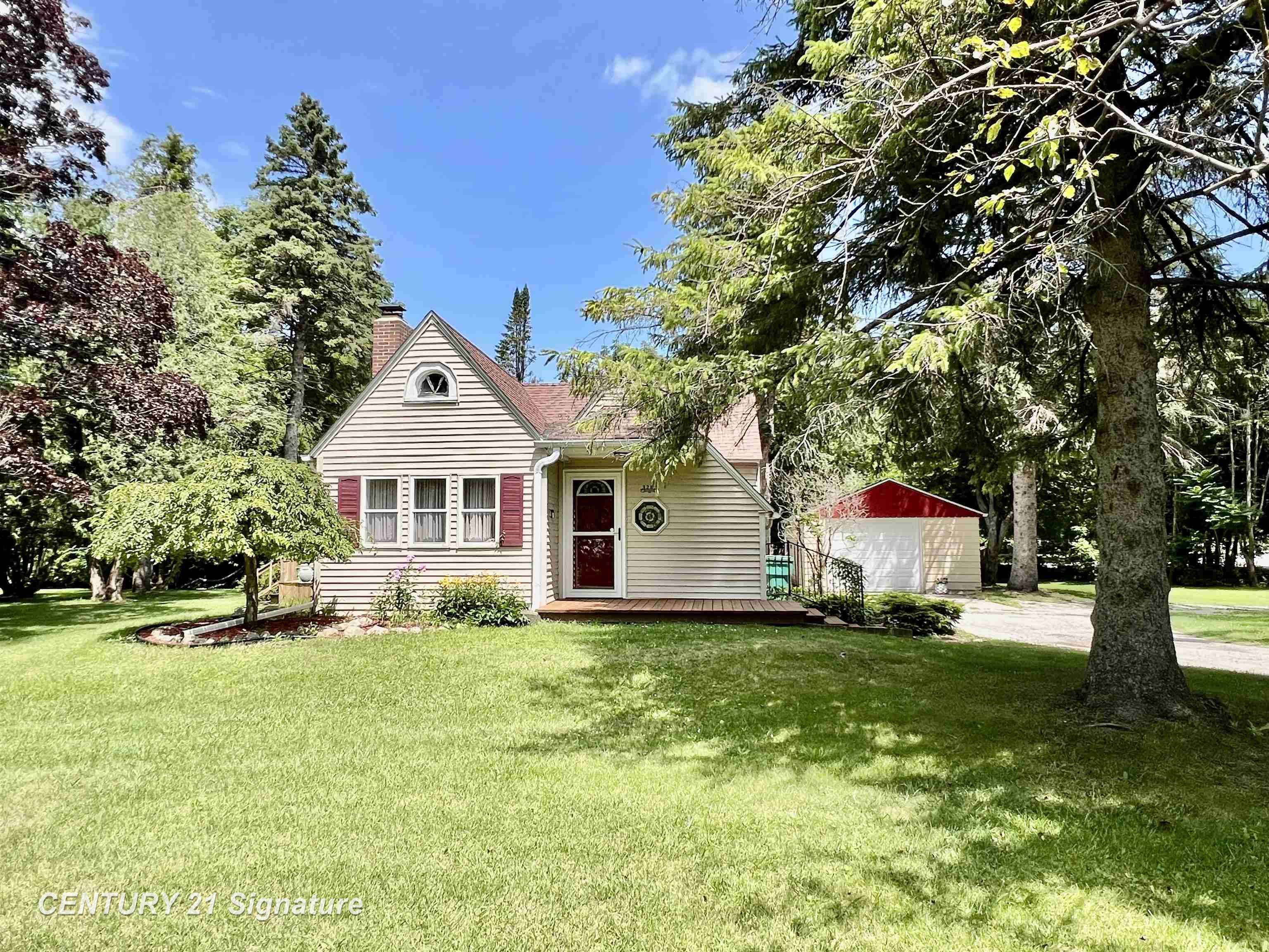Huron Rd, Bay City, MI 48706