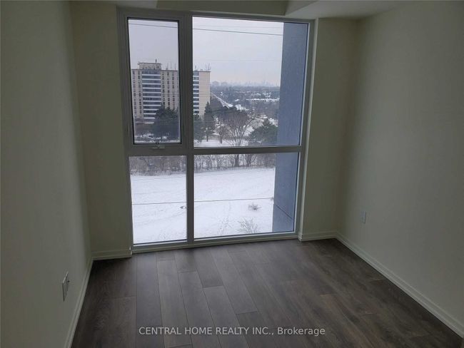 909 - 3237 Bayview Ave, Condo with 2 bedrooms, 2 bathrooms and 1 parking in North York ON | Image 4