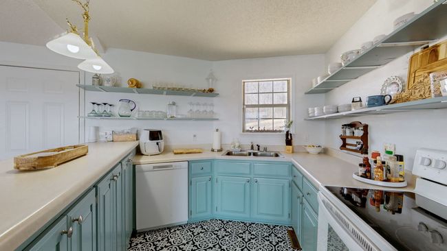 140 Bailey Shore Rd, House other with 5 bedrooms, 3 bathrooms and null parking in New Concord KY | Image 6