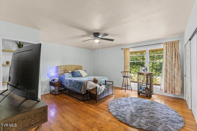 1902 Lamont St, House other with 5 bedrooms, 4 bathrooms and null parking in Kingsport TN | Image 39