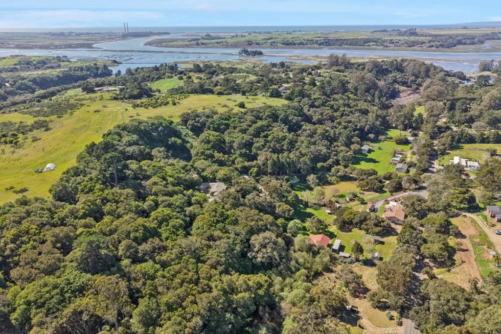 Residential in Royal Oaks
