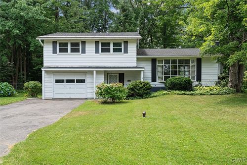 401 Wells Ave W, Syracuse, NY, 13212-2808 | Card Image