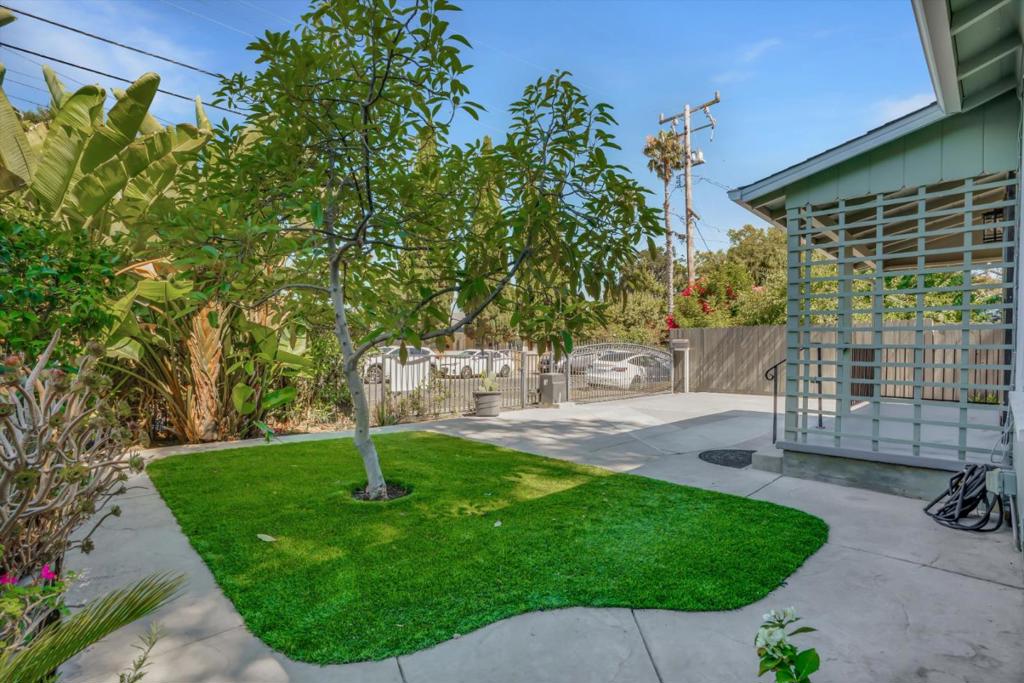 Residential in East Palo Alto 2