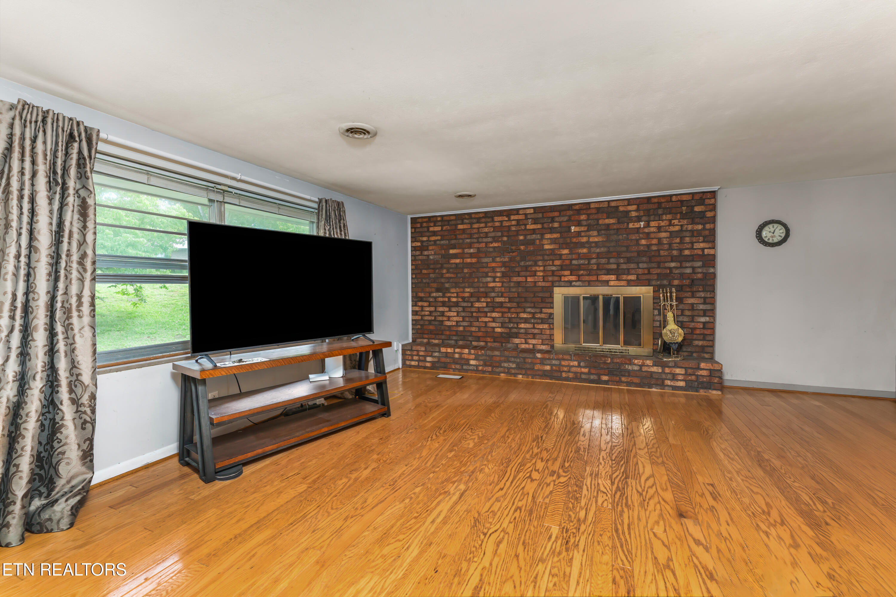 Residential in Strawberry Plains 3