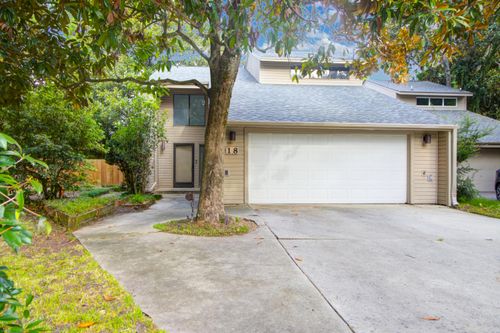 18 Stallion Ct, Charleston, SC, 29407-9604 | Card Image