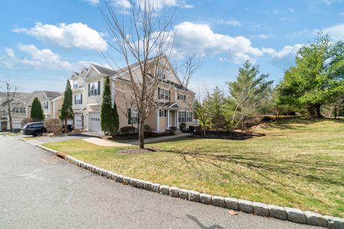 1-1 Winding Trl, Middlebury, CT, 06762-2938 | Card Image