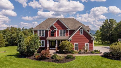 2114 Mockingbird Ln, Elkton, VA, 22827 | Card Image
