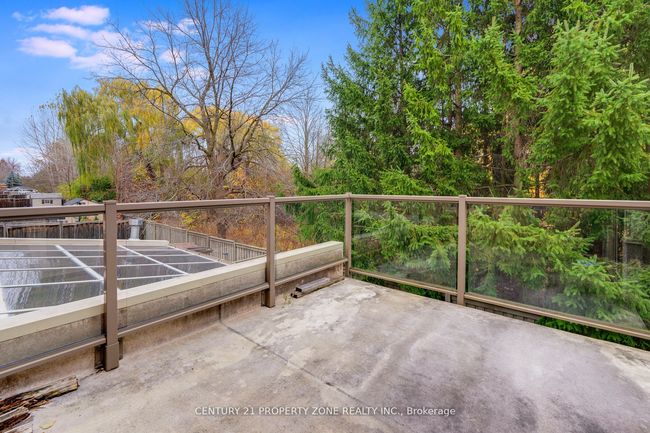 9 Haywood Dr, House other with 6 bedrooms, 5 bathrooms and 4 parking in Brampton ON | Image 28