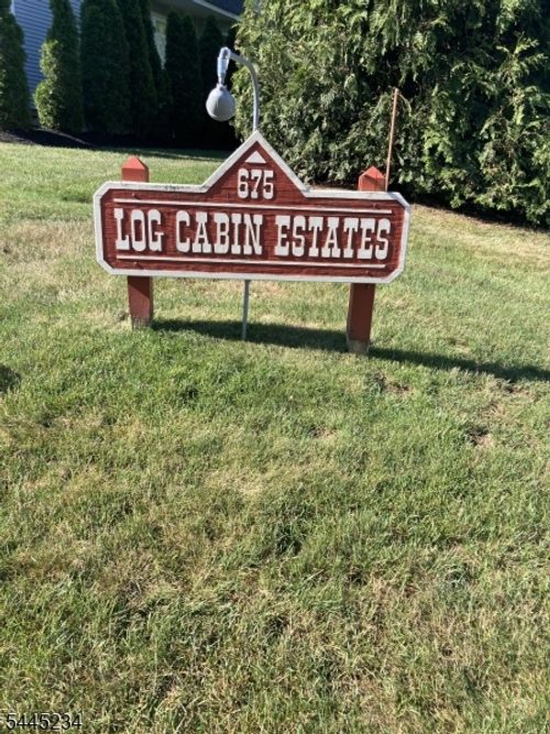 10-675 Raritan Rd, Clark, NJ, 07066-2237 | Card Image
