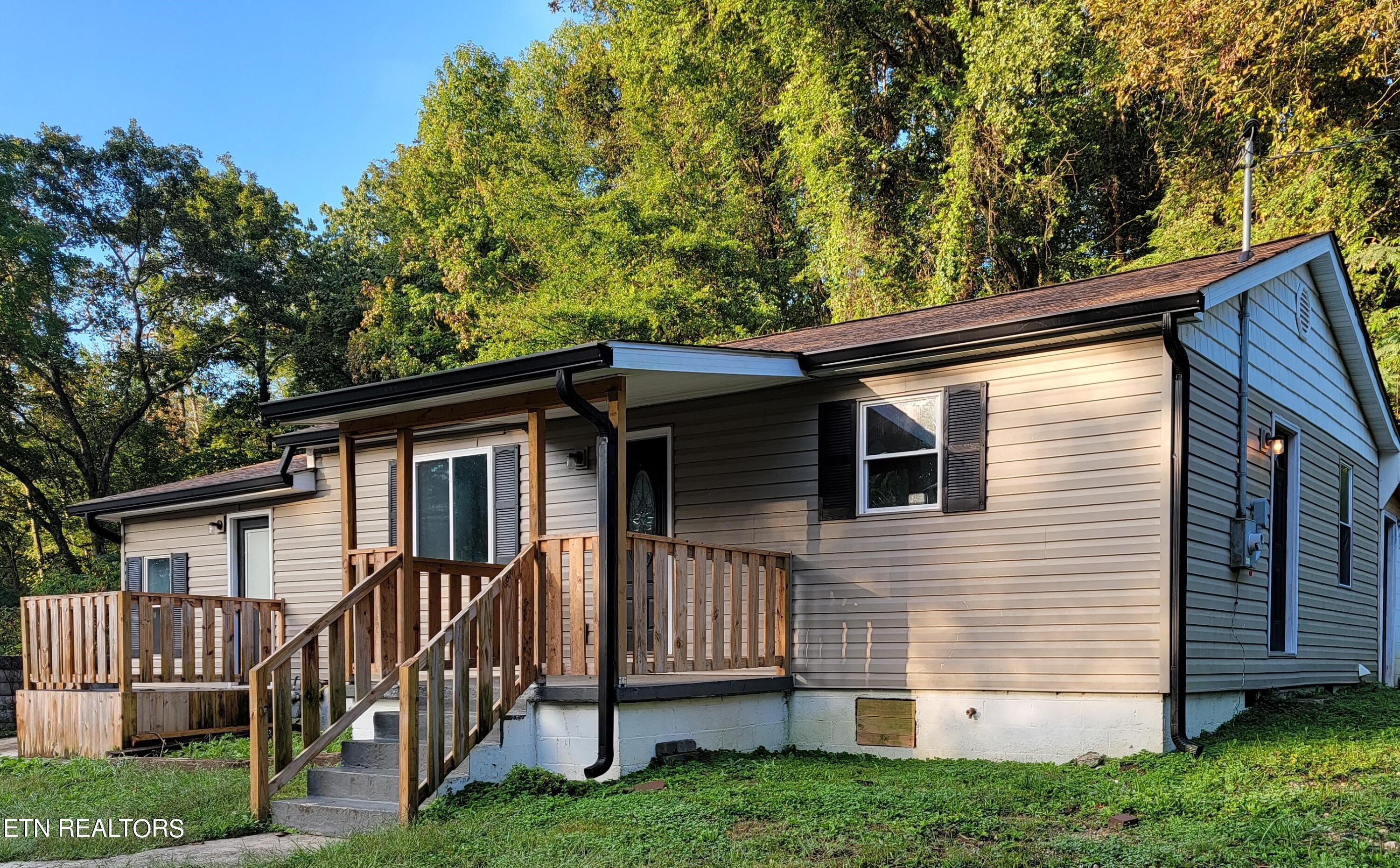 Tarwater St, Rockwood, TN 37854