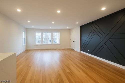 1-11 S 17th St, East Orange, NJ, 07018-3919 | Card Image