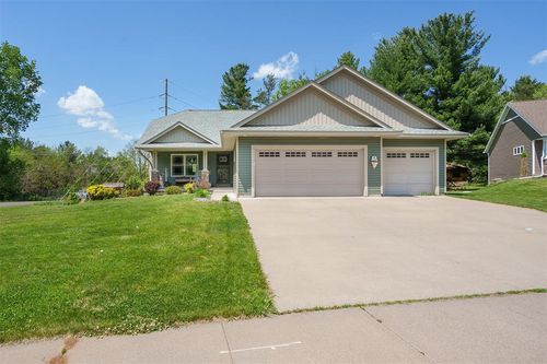 2544 Avery Ln, Altoona, WI, 54720-5008 | Card Image