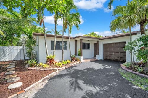 11310 Nw 35th St, Sunrise, FL, 33323-1418 | Card Image