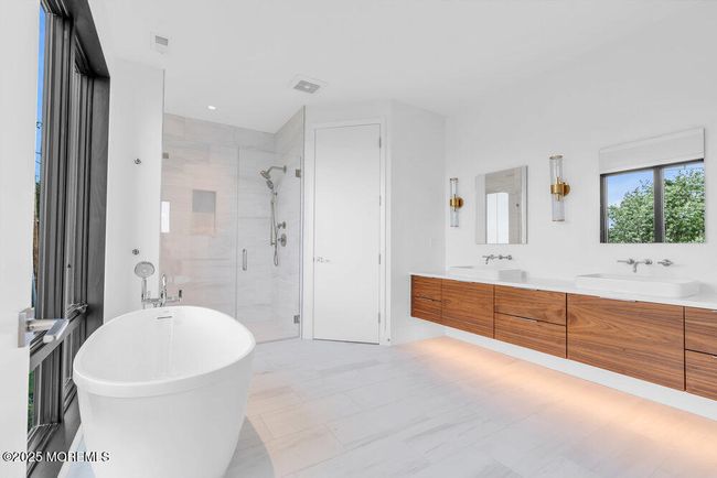 Heated floors in Primary Bathroom | Image 35
