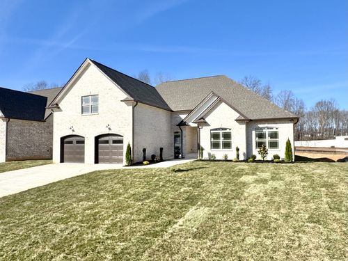390 Young Ln, Pleasant View, TN, 37146-2401 | Card Image