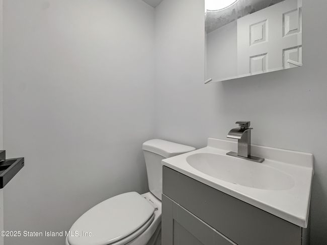 81 Selvin Loop | Image 9