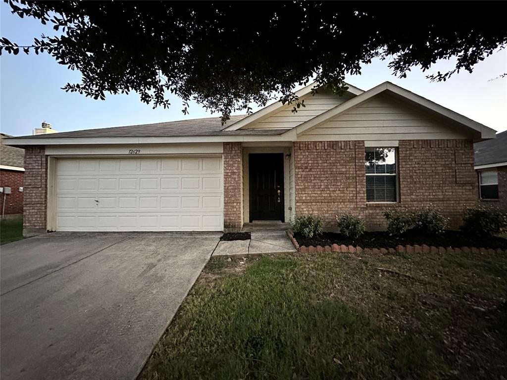 Azure Heights Pl, Rhome, TX 76078
