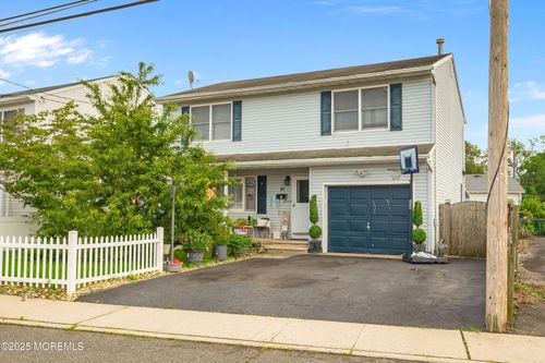 40 Wood St, Keansburg, NJ, 07734-2145 | Card Image