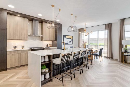 560 Walgrove Blvd Se, Calgary, AB, T2X4Y7 | Card Image