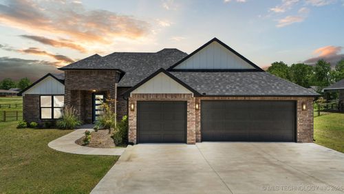 717 N 24th St, Collinsville, OK, 74021-4194 | Card Image