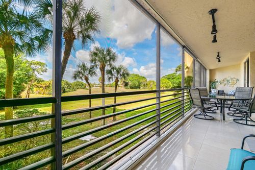 204-7100 Radice Ct, Lauderhill, FL, 33319-4282 | Card Image