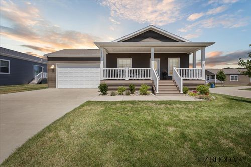 5933 Trillium Hills Dr, Rockford, MI, 49341-1608 | Card Image