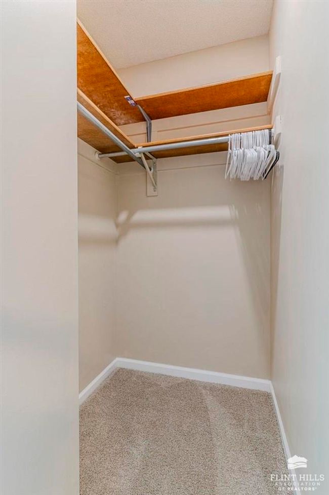 724 Dehoff Dr, House other with 3 bedrooms, 2 bathrooms and null parking in Manhattan KS | Image 24