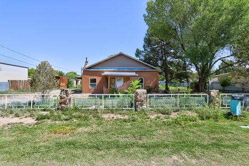 250 Valle Grande Rd, Bosque Farms, NM, 87068-9560 | Card Image